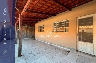 Casa com 2 quartos à venda na Rua Varginha, 373, Resplendor, Igarapé