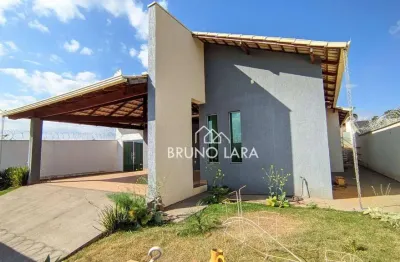 Casa disponível para locação no Bairro Jardim Colonial – Igarapé/MG.