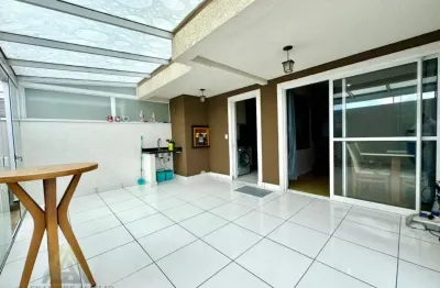 Apartamento à venda em região privilegiada de São José dos Pinhais