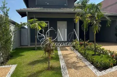 Sobrado à venda em condomínio fechado, 3 suítes, área gourmet e quintal