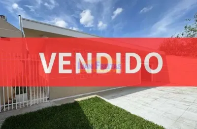 Residência térrea com terreno e edícula com churrasqueira nos fundos!!!