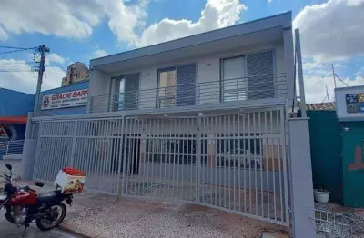 Casa comercial com 5 salas para alugar na Rua Marechal Deodoro, Centro, Americana