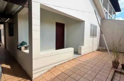 Casa com 3 quartos à venda na Rua Professora Hermínia G. Delboux, Vila Oliveira, Santa Bárbara D'Oeste