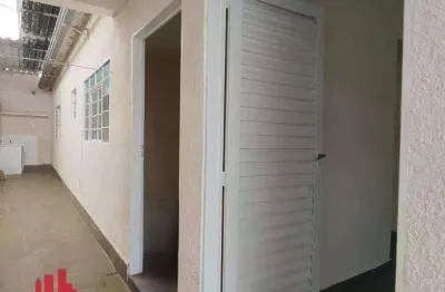 Casa com 1 quarto para alugar na Rua Antônio Salvador, Praia Azul, Americana