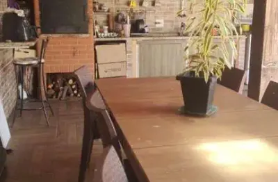 Casa com 2 dormitórios à venda, 140 m² por R$ 380.000 - Jardim Residencial Fibra - Nova Odessa/SP