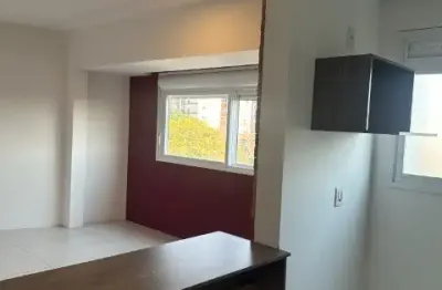 Loft , sexto andar de frente, garagem para 1 carro, box tipo blindex no banheiro