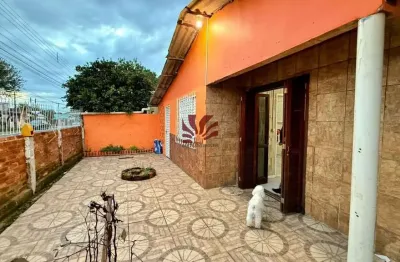 Casa com 2 quartos para alugar na são joão batista, 2, harmonia, canoas por r$ 1.200