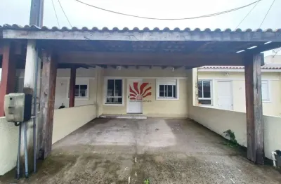 Casa em condomínio fechado com 2 quartos para alugar na rua santa eulália, 57, olaria, canoas por r$ 1.560
