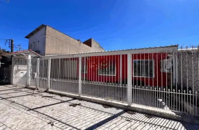 Casa com 3 quartos para alugar na das alfazemas, 128, harmonia, canoas por r$ 3.500