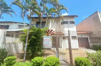 Casa com 3 quartos para alugar na Rua Manacás, 240, Estância Velha, Canoas por R$ 4.800