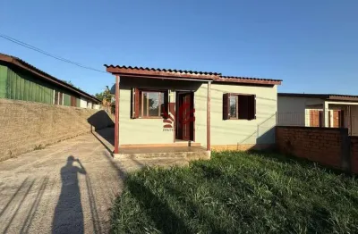 Casa com 2 quartos para alugar na Rua Osmar Vigel, 1, Olaria, Canoas por R$ 1.800