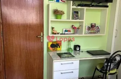 Apartamento de 2 quartos com armarios embutidos na praca seca