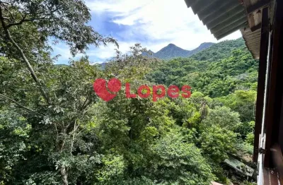 Casa dentro do condominio floresta country club em jacarepagua