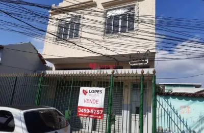 Opes b2e vende predio misto composto de loja e 2 apartamentos com 300 m2 em turiacu. valor r$ 800.000,00