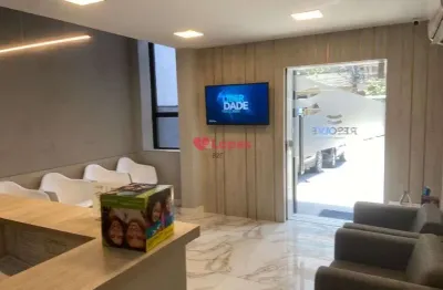Lopes b2e vende casa comercial com instalacao para clinica, lindamente reformado. valor de oportunidade r$ 2.650.000,00