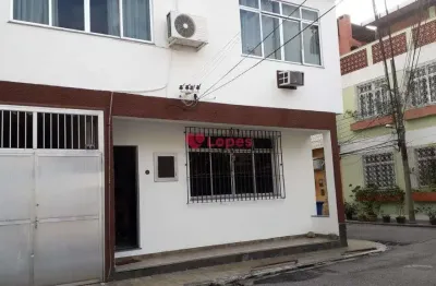 Lopes b2e aluga casa de vila,  4 quartos r$ 2.500,00 + taxas - bairro encantado-  proximo ao parque olimpico