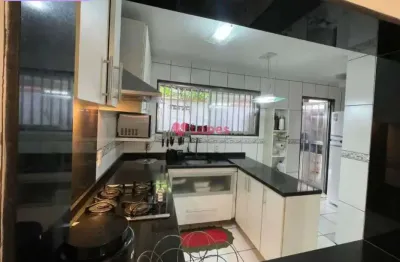 Imoiliaria lopes b2e vende excelente casa de vila em jacarepagua - 2 quartos com garagem -  72 m2 - valor r$ 234.000,00 o p o r t u n i d a d e..