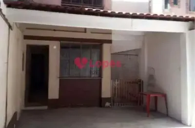 Imobiliaria lopes b2e vende excelente casa duplex condominio fechado ao lado do shopping via brasil.- valor r$ 510.000,00