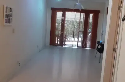 Casa em condomínio fechado com 3 quartos para alugar na Travessa Maria Elmira, 1111111111, Santa Rosa, Niterói