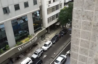 Apartamento à venda na Avenida Prado Júnior, Copacabana, Rio de Janeiro