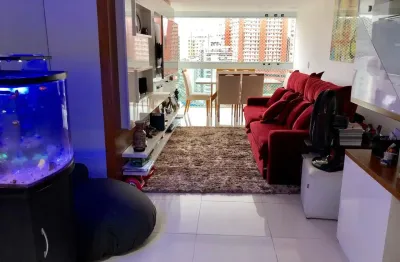 Cobertura duplex niterói - icaraí de alto padrão, em excelentes condições com 3qts, 3 banheiros, 2 garagens, 2 salas.