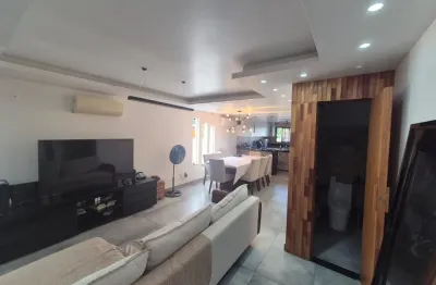 Niterói - cafubá  excelente casa com piscina/churrasqueira