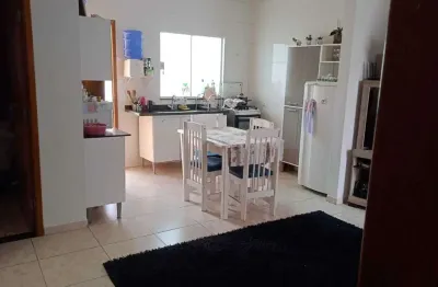 Casa com 2 quartos à venda no Residencial Cristal, Votorantim 