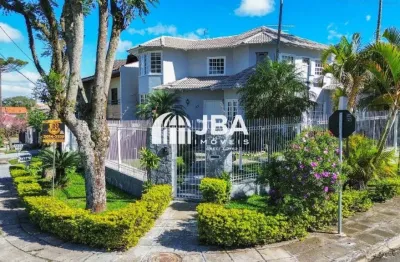 Casa com 5 quartos à venda na Rua Benedicto Berillo Fangueiro, 152, Uberaba, Curitiba