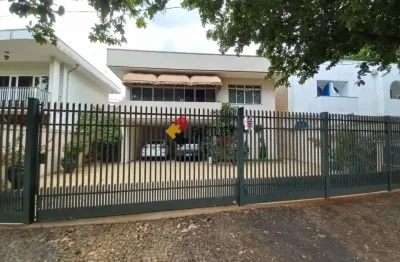 Casa com 4 quartos para alugar na avenida doutor heitor penteado, 804, jardim nossa senhora auxiliadora, campinas, 289 m2 por r$ 7.500