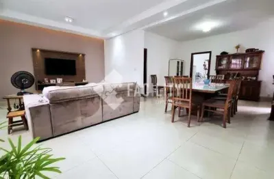 Casa com 4 quartos à venda na rua professora arlete therezinha pizao, 300, jardim magnólia, campinas, 250 m2 por r$ 850.000