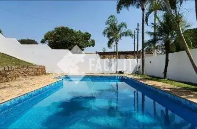 Chácara / sítio com 4 quartos à venda na Alameda Carlos de Carvalho Vieira Braga, s/n, Chácaras Alpina, Valinhos, 305 m2 por R$ 879.000