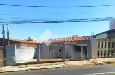 Casa com 3 quartos à venda na rua joaquim pinto de moraes, 19, jardim das paineiras, campinas, 165 m2 por r$ 750.000