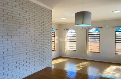 Casa com 3 quartos à venda no parque são quirino, campinas , 234 m2 por r$ 649.000