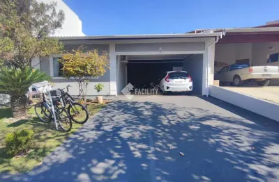 Casa em condomínio fechado com 3 quartos à venda na avenida josé puccinelli, 10, cascata, paulínia, 195 m2 por r$ 900.000