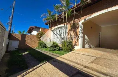 Casa com 3 quartos à venda na Rua Professor Milton de Tolosa, 144, Jardim do Trevo, Campinas, 200 m2 por R$ 650.000