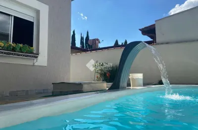 Casa com 3 quartos para alugar na Guerino Fiorin, 443, Parque Terranova, Valinhos, 300 m2 por R$ 8.500