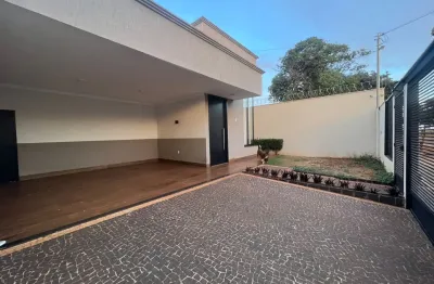 Casa de alto padrão em local nobre com 3 quartos, energia solar bairro morumbi