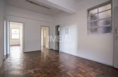 Sala comercial para alugar na rua dos andradas, 1332, centro histórico, porto alegre por r$ 2.139