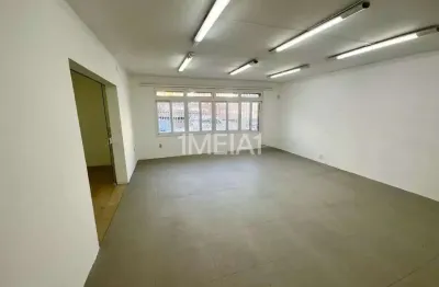 Casa comercial para alugar na rua oscar silva da silva, 131, rio branco, porto alegre por r$ 8.900