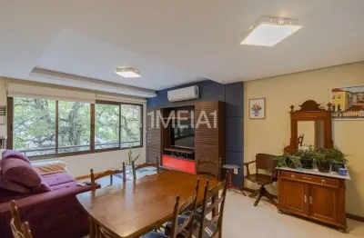 Apartamento com 2 quartos para alugar na rua fernandes vieira, 146, bom fim, porto alegre por r$ 4.000