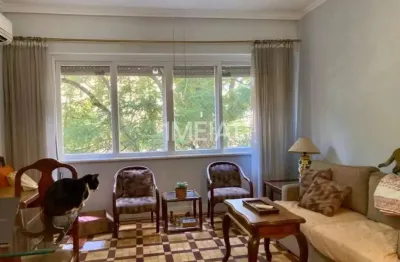 Apartamento com 2 quartos para alugar na rua ramiro barcelos, 1090, independência, porto alegre por r$ 2.800