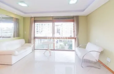 Apartamento com 2 quartos para alugar na rua luis luz, 18, boa vista, porto alegre por r$ 4.250