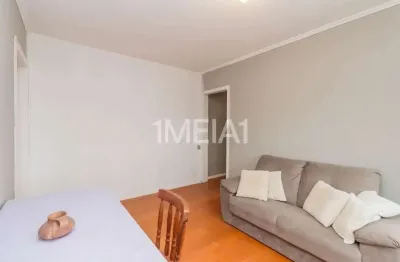 Apartamento com 3 quartos para alugar na rua padre hildebrando, 585, santa maria goretti, porto alegre por r$ 1.700