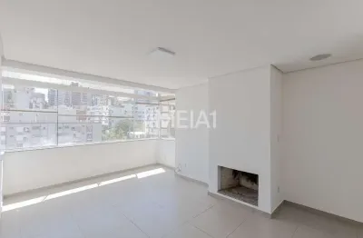 Apartamento com 2 quartos para alugar na rua marcelo gama, 1202, auxiliadora, porto alegre por r$ 4.500