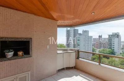 Apartamento com 3 quartos para alugar na Rua Carlos Trein Filho, 775, Auxiliadora, Porto Alegre por R$ 8.000