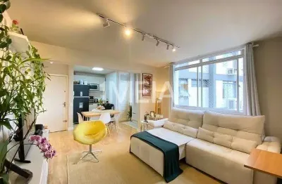 Apartamento com 2 quartos para alugar na Rua Anita Garibaldi, 2120, Boa Vista, Porto Alegre por R$ 3.500