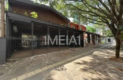 Casa comercial para alugar na Avenida Nova York, 101, Auxiliadora, Porto Alegre por R$ 18.000