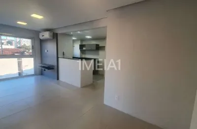 Apartamento com 2 quartos para alugar na Rua Eça de Queiroz, 96, Petrópolis, Porto Alegre por R$ 3.400