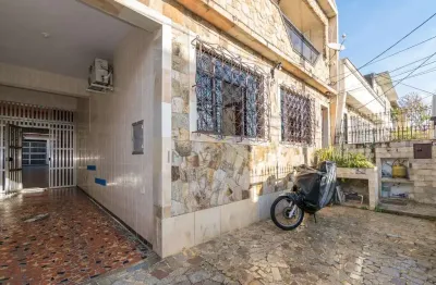 Casa com 3 quartos à venda na Rua Professor Artur Thire, Vila da Penha, Rio de Janeiro