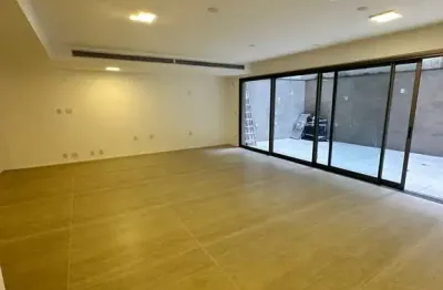 Apartamento garden com piscina e projeto exclusivos